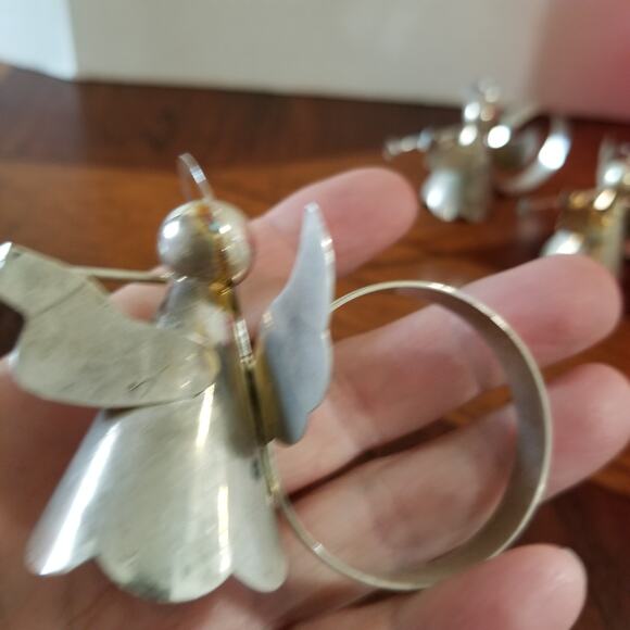 Twelve Regal silver plated style 8516.1 angel napkin holders - Picture 9 of 16